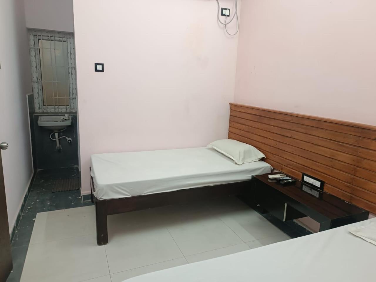 Willa Sgs Residency Tirupati Zewnętrze zdjęcie